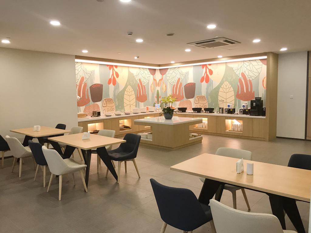Hanting Hotel Shanghai Zhenping Rd Bagian luar foto